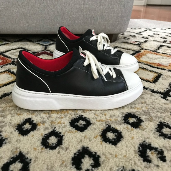 SAMUEL HUBBARD Flight Solo - Picture 8 of 11